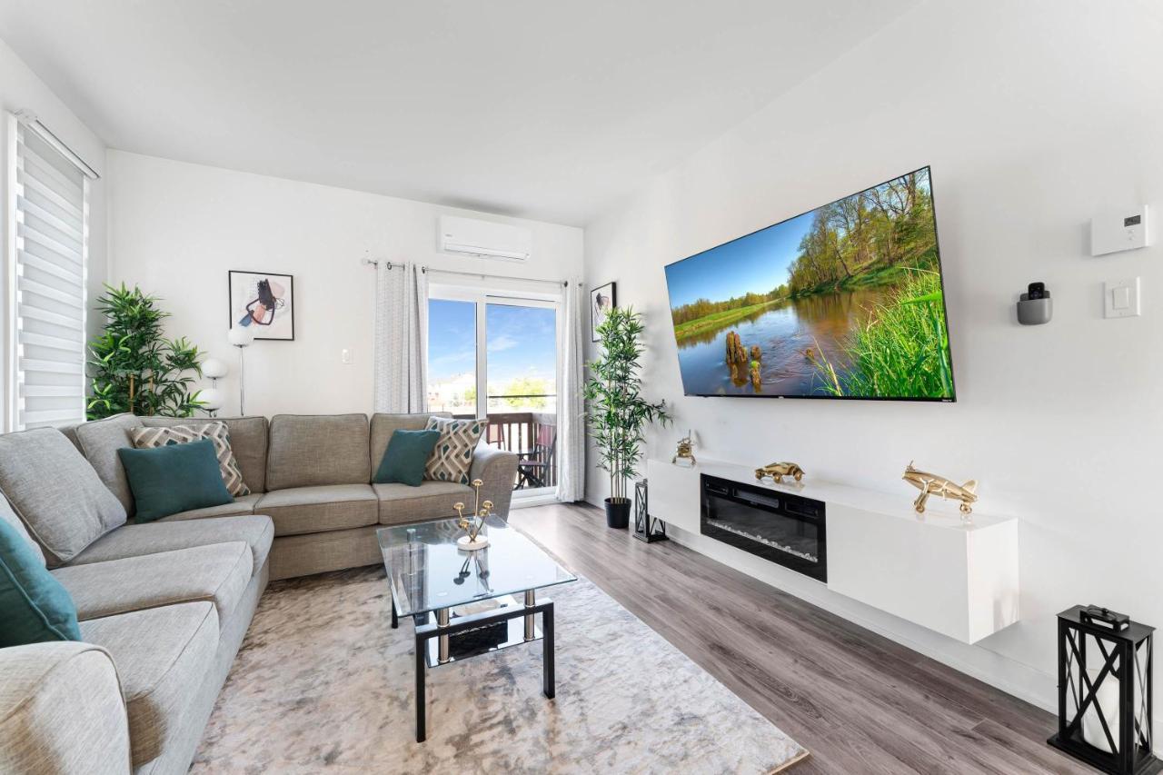 Charming And Cozy Condo Apartment Gatineau Bagian luar foto