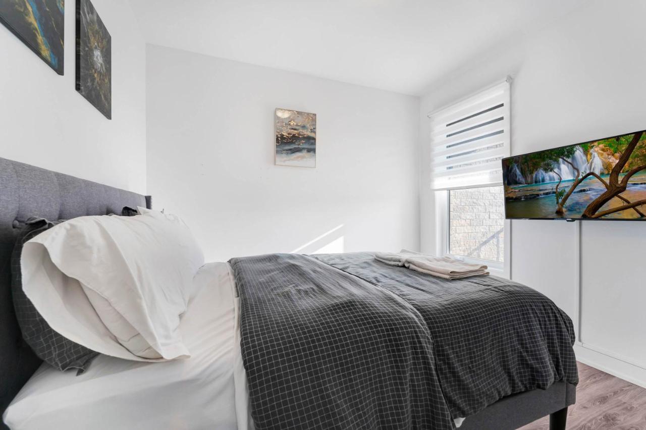 Charming And Cozy Condo Apartment Gatineau Bagian luar foto
