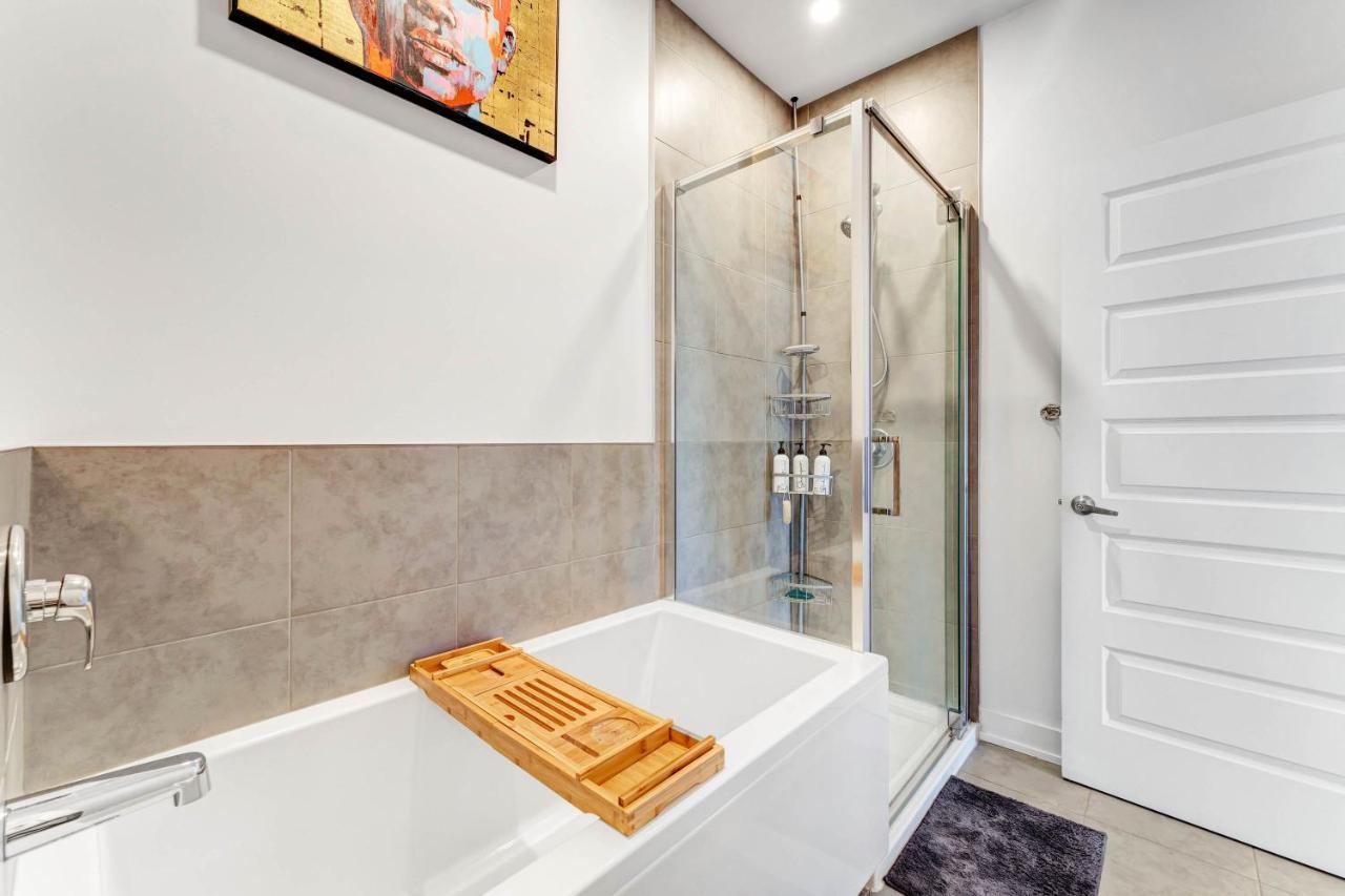 Charming And Cozy Condo Apartment Gatineau Bagian luar foto